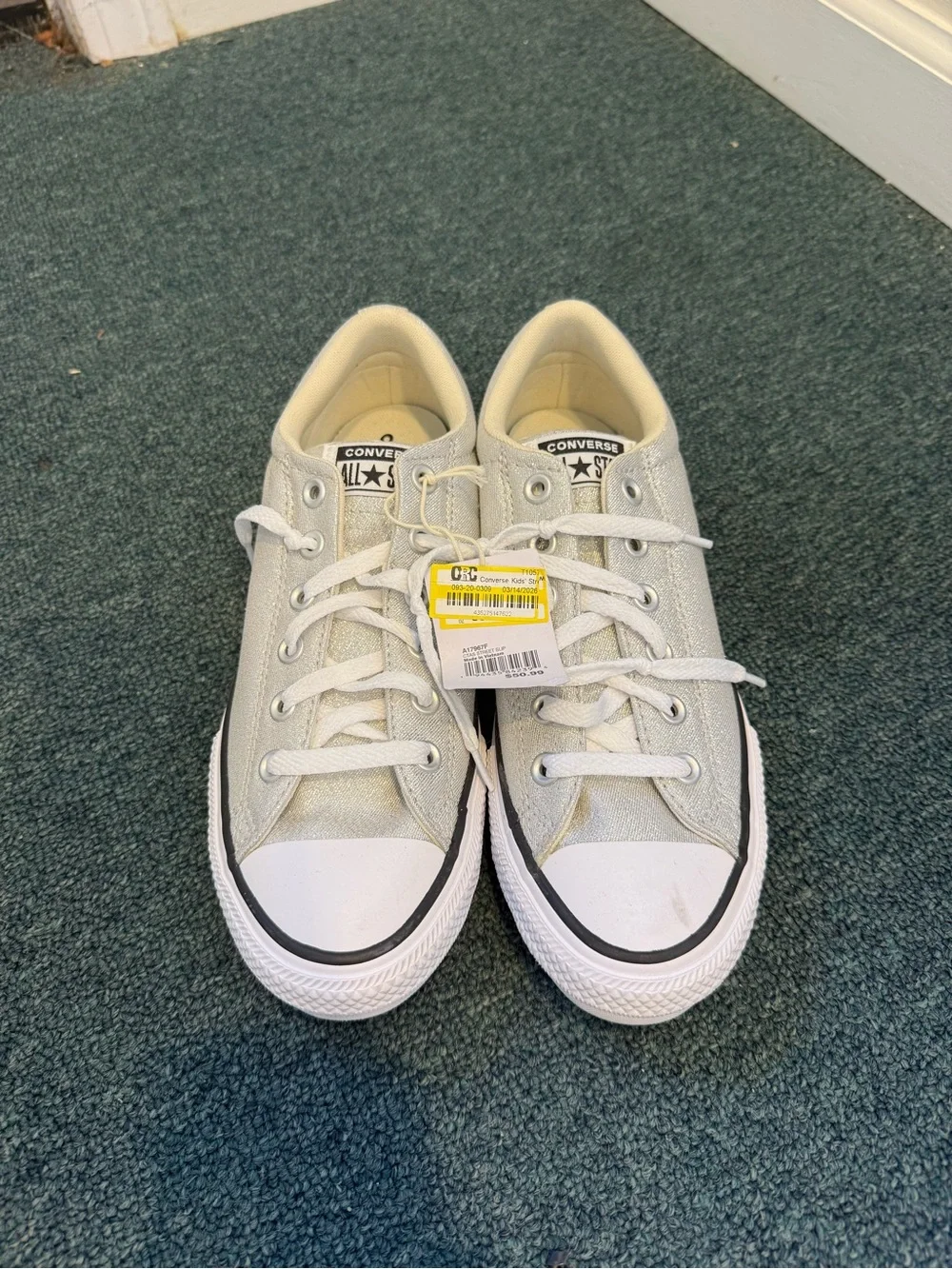 Converse Kids Silver Low-Top Glitter Sneakers